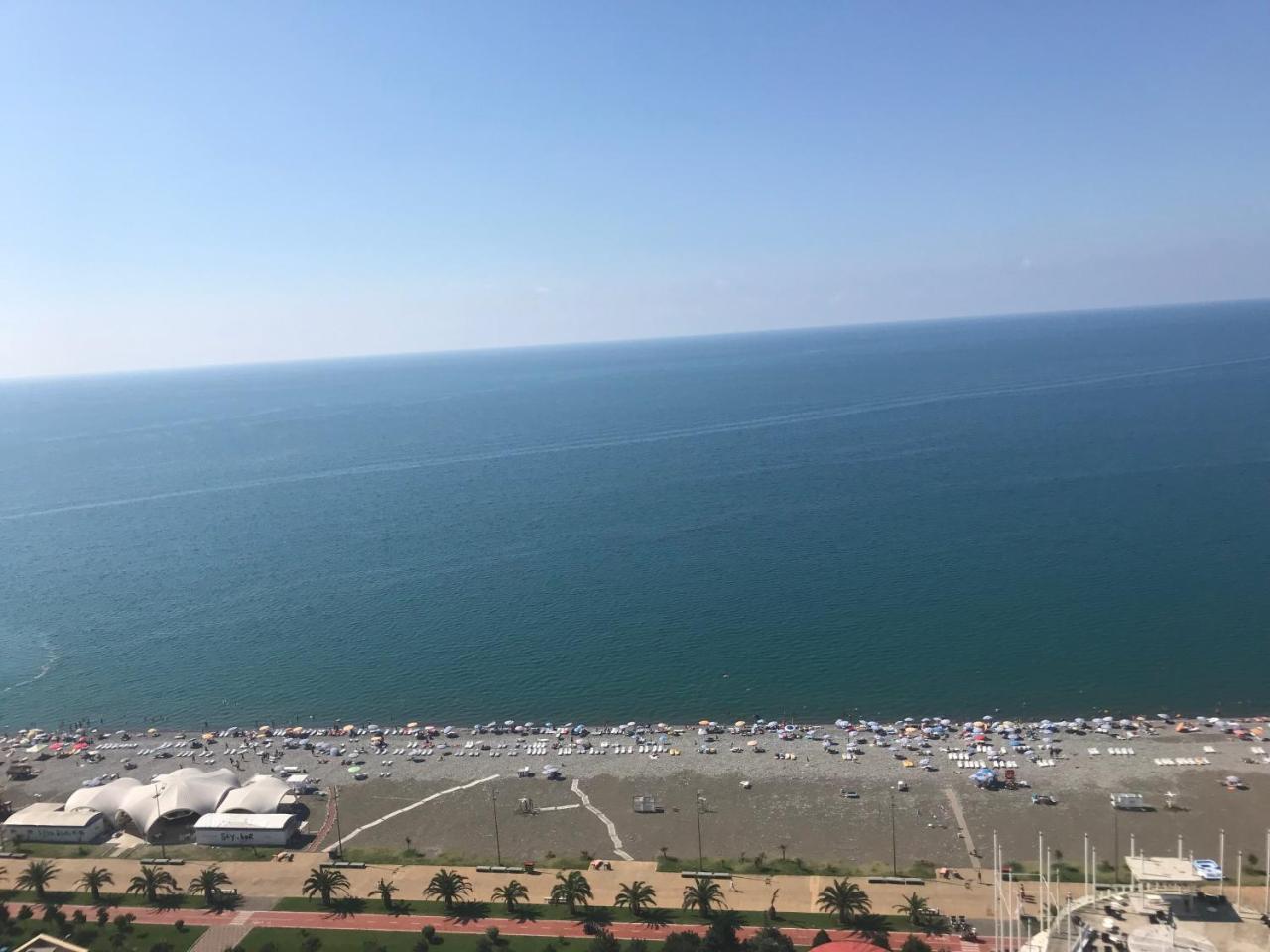 2Br Beachfront Batumi Apt Luxury & Sea Views Exterior foto