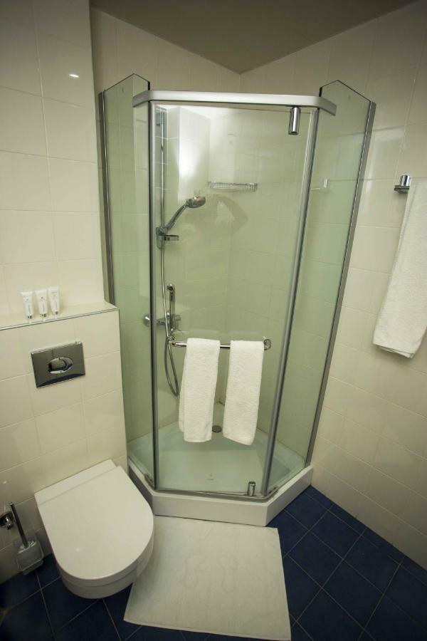 2Br Beachfront Batumi Apt Luxury & Sea Views Exterior foto